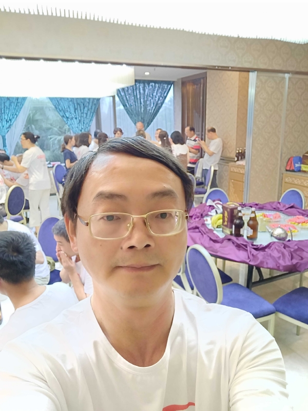 齐天大圣的第三张照片--百色王婆说媒