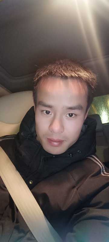 一直走在起跑线上的第一张照片--百色王婆说媒