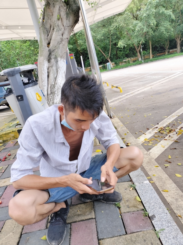 太累了的第一张照片--百色王婆说媒